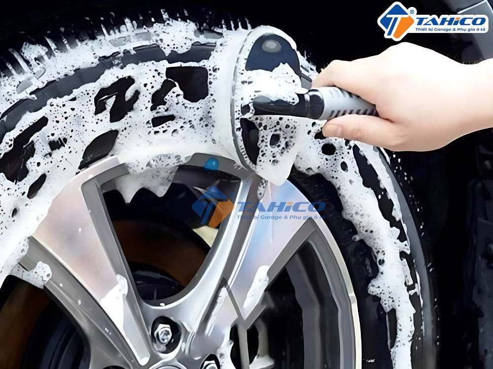 Dung dịch tẩy rửa lốp xe ECOKAIO | 4 lít và 20 lít