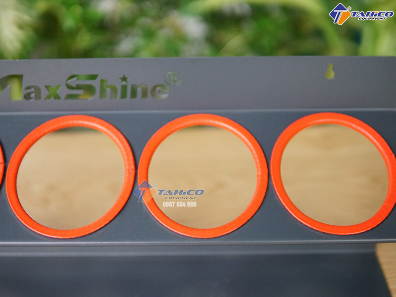 gia-treo-chai-dung-dich-cham-soc-xe-o-to-5-lo-h03-maxshine-3
