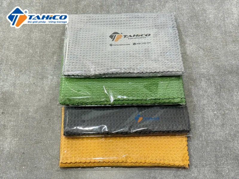 Khăn lau kính ô tô chuyên dụng Tahico 40x40