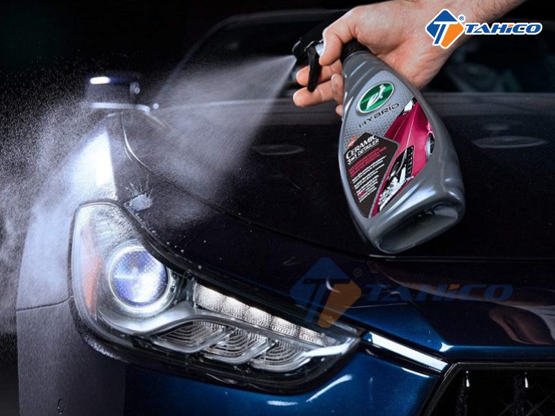 Ceramic Wax 3-In-1 Detailer làm sạch an toàn, không cần nước