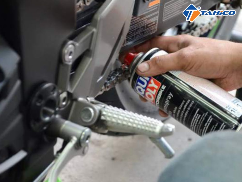 Chai xịt sên Liqui Moly Chain Lube White 1591 400ml