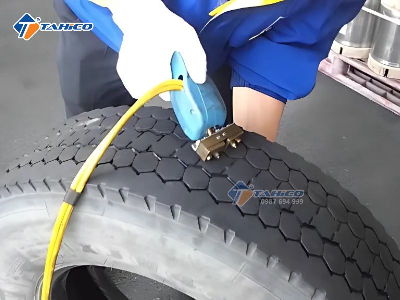 Lưỡi cắt gai lốp xe PSO R1 R2 R3 R4 R5 (Pháp)