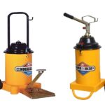 Máy bơm mỡ dùng tay chân Kocu 12 lít