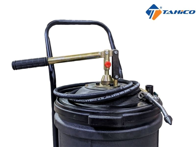 Máy có thiết kế tay cầm thông minh