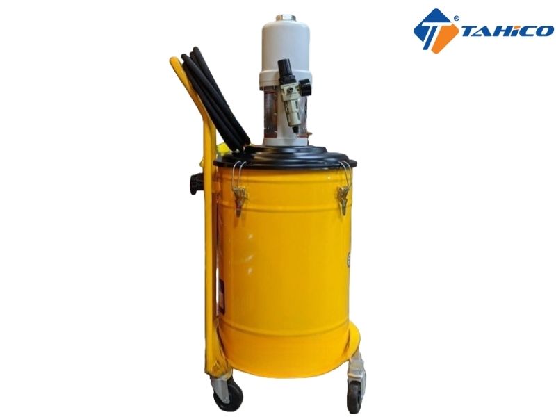 Toàn bộ máy bơm mỡ khí nén Kocu 45 lít GZ-85B được làm bằng hợp kim thép chắc chắn