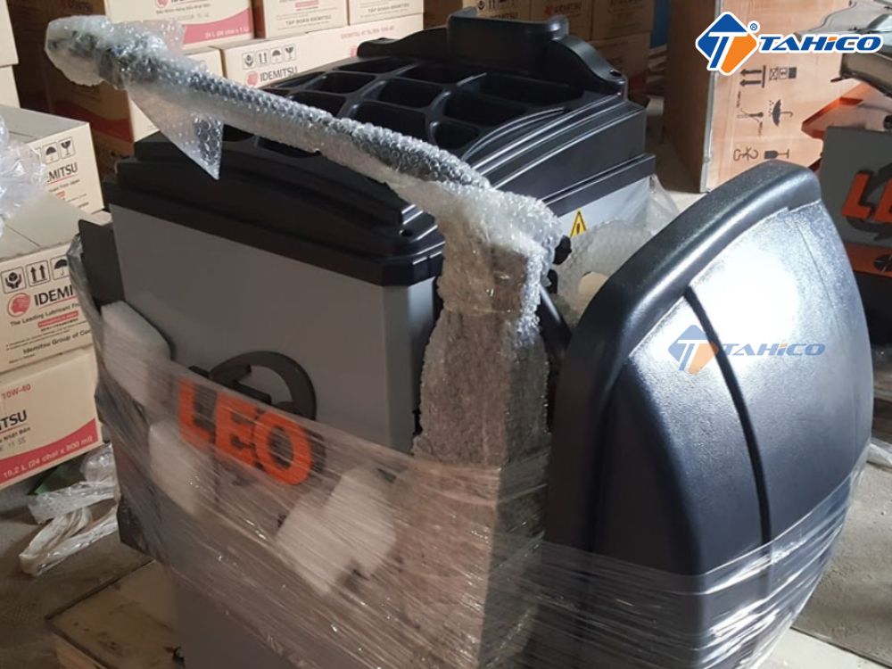 Máy cân bằng động bánh xe Italy LEO L9075