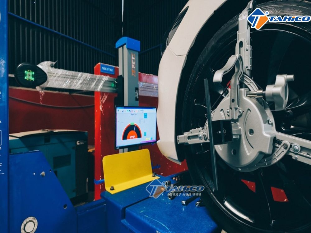 Máy cân chỉnh góc lái công nghệ 3D Hauvrex JWA757DS