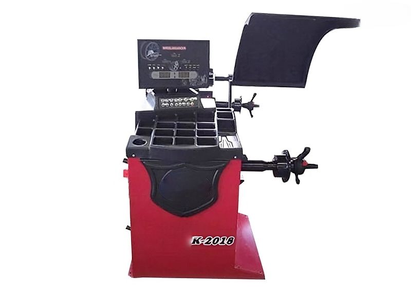 Máy cân mâm xe ô tô xe du lịch và xe tải nhỏ Kokoro K2018