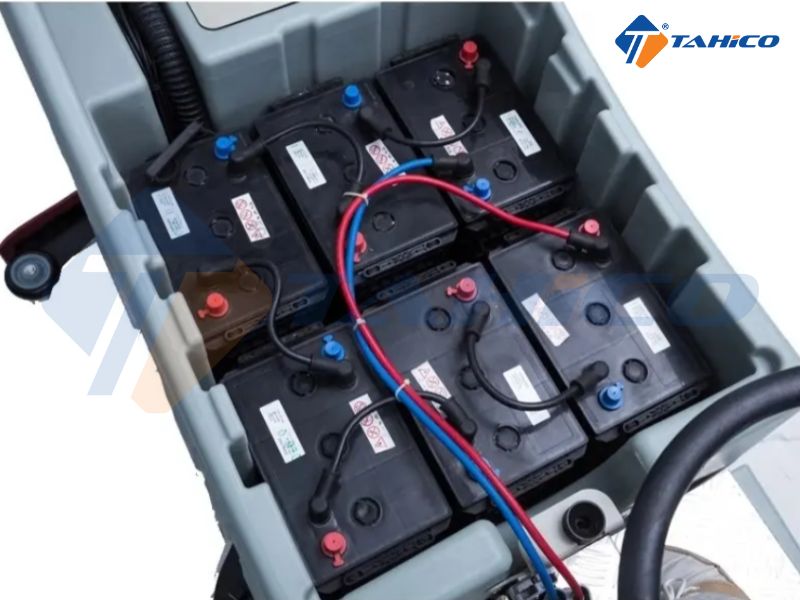 Động cơ máy hoạt động êm ái, ổn định
