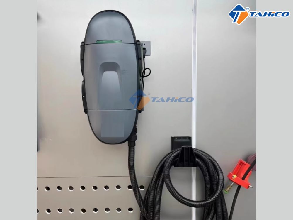 Máy hút bụi treo tường MT-A8 1600W