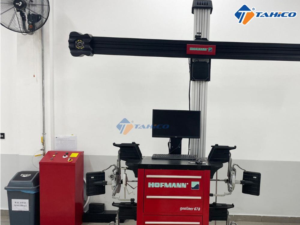 Máy kiểm tra góc bánh xe Hofmann Geoliner 678