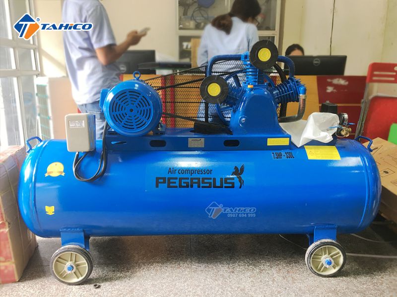 Máy nén khí chạy bằng dầu Diesel 20HP 500 lít 1 cấp