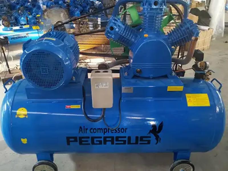 Máy nén khí dây đai Pegasus 7.5HP 500 lít 2 cấp