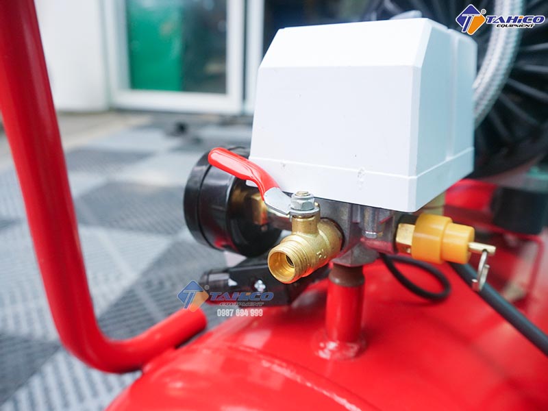may-nen-khi-mini-xach-tay-1hp-kokoro-5