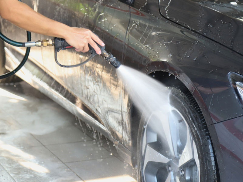 Máy phun rửa áp lực cao dùng cho tiệm rửa xe KL2600