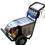 Máy phun rửa áp lực cao dùng cho tiệm rửa xe KL2600