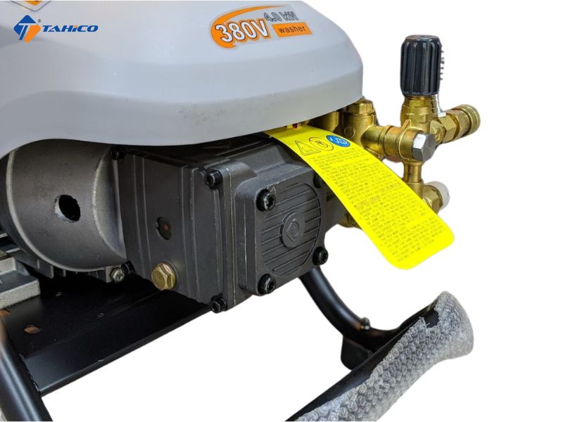 Máy rửa xe bán chuyên nghiệp Lutian 4.0kW LT-19MC