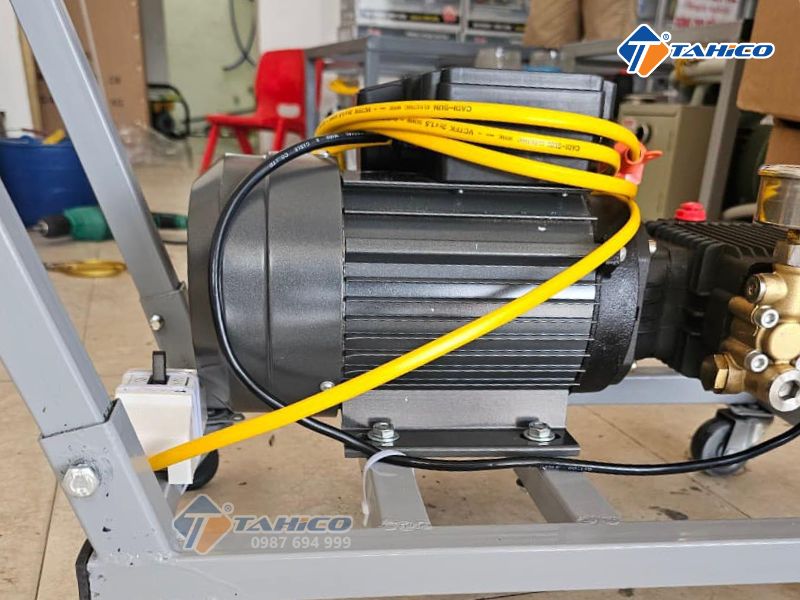 Máy rửa xe cao áp giá rẻ Kasak 3kw và 3.5kw