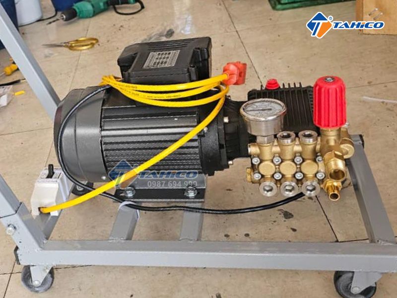 Máy rửa xe cao áp giá rẻ Kasak 3kw và 3.5kw
