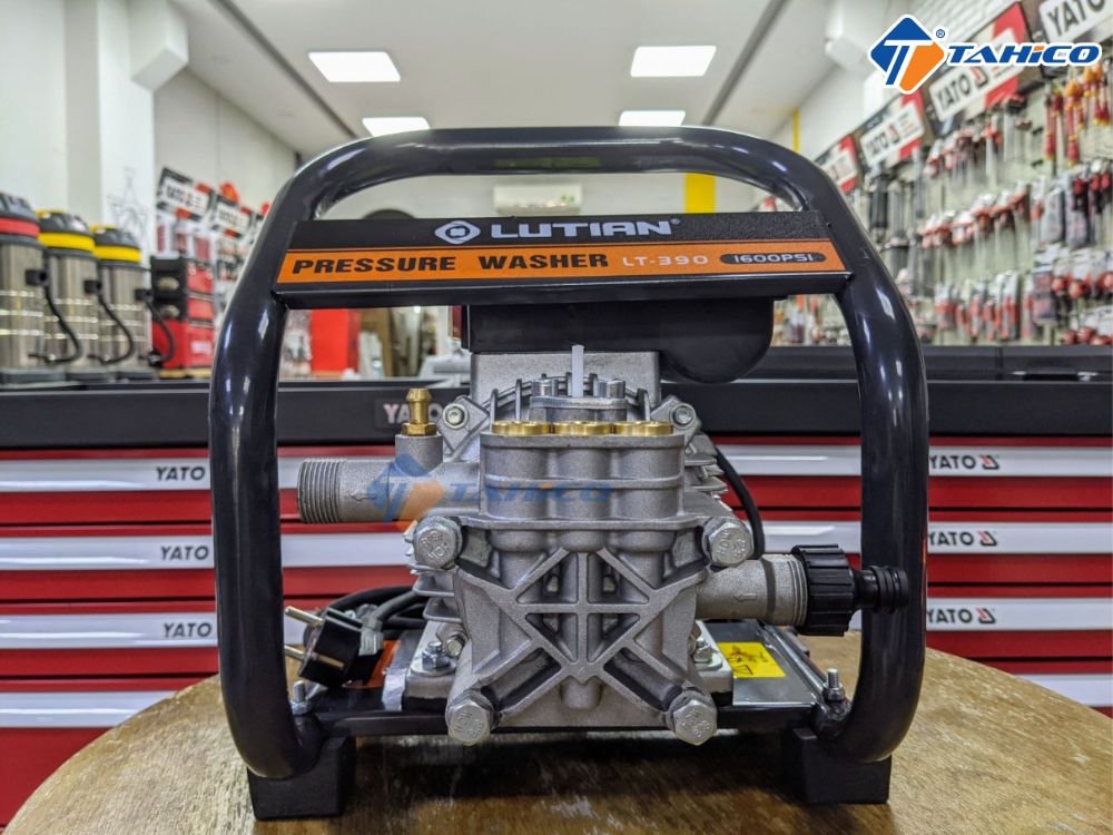 Đặc điểm máy rửa xe cao áp Lutian 1620psi (1.8kW/2.5hp)