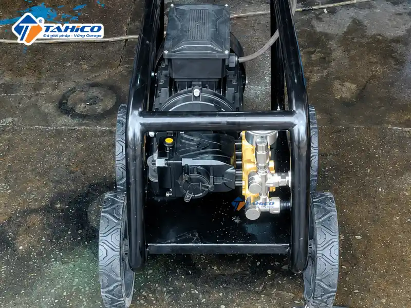 Máy rửa xe cao áp OEM P15-200-5HP điện 220V áp 200 bar