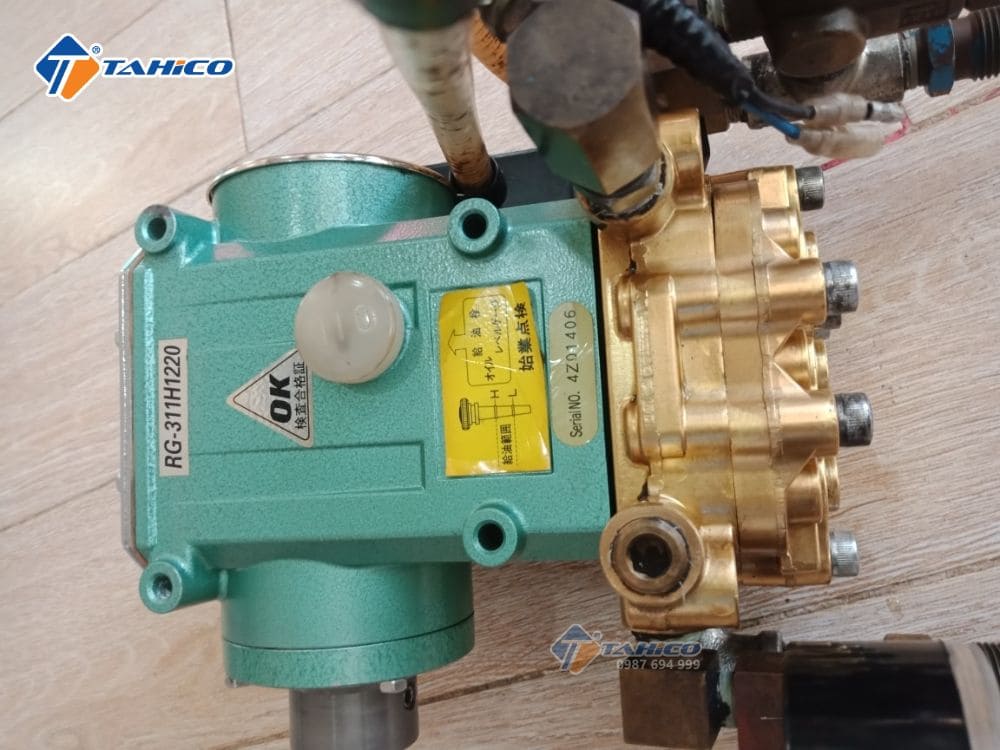 Máy rửa xe đầu OK 311 3HP 220V/380V
