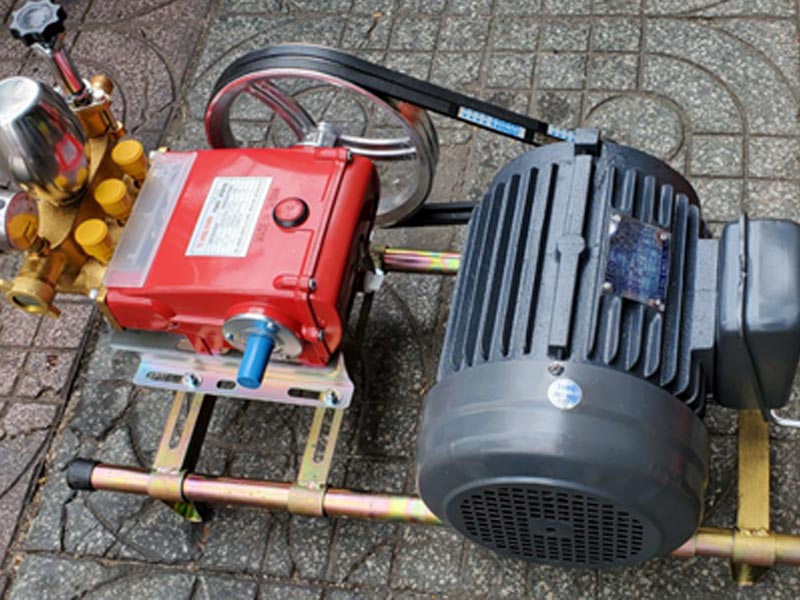 Máy rửa xe dây đai Đài Loan 1HP