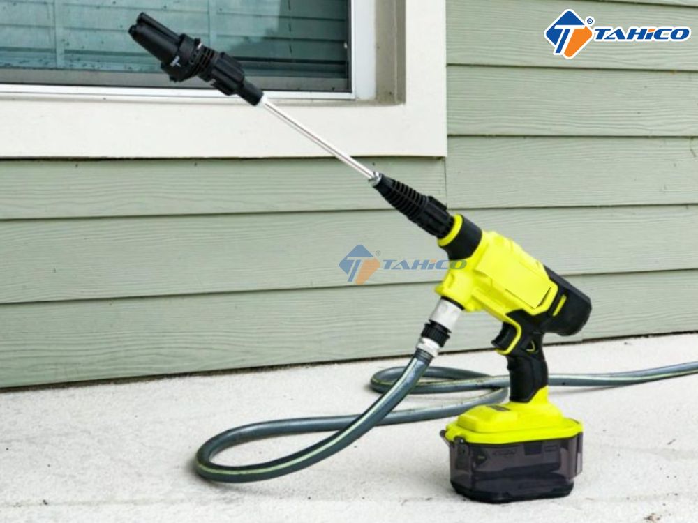 Máy rửa xe Kumisai 41bar/600psi pin 18V