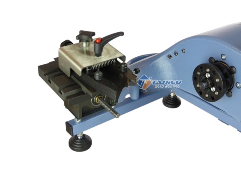 Máy tiện láng đĩa trống phanh trên xe TR420