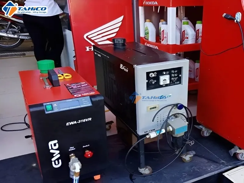 Máy vệ sinh buồng đốt xe máy EWA 316VR/ 386FV