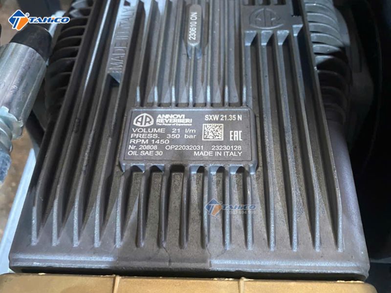 Máy Xịt Rửa Siêu Cao Áp 15HP 350Bar Đầu AR Italy – TAHICO