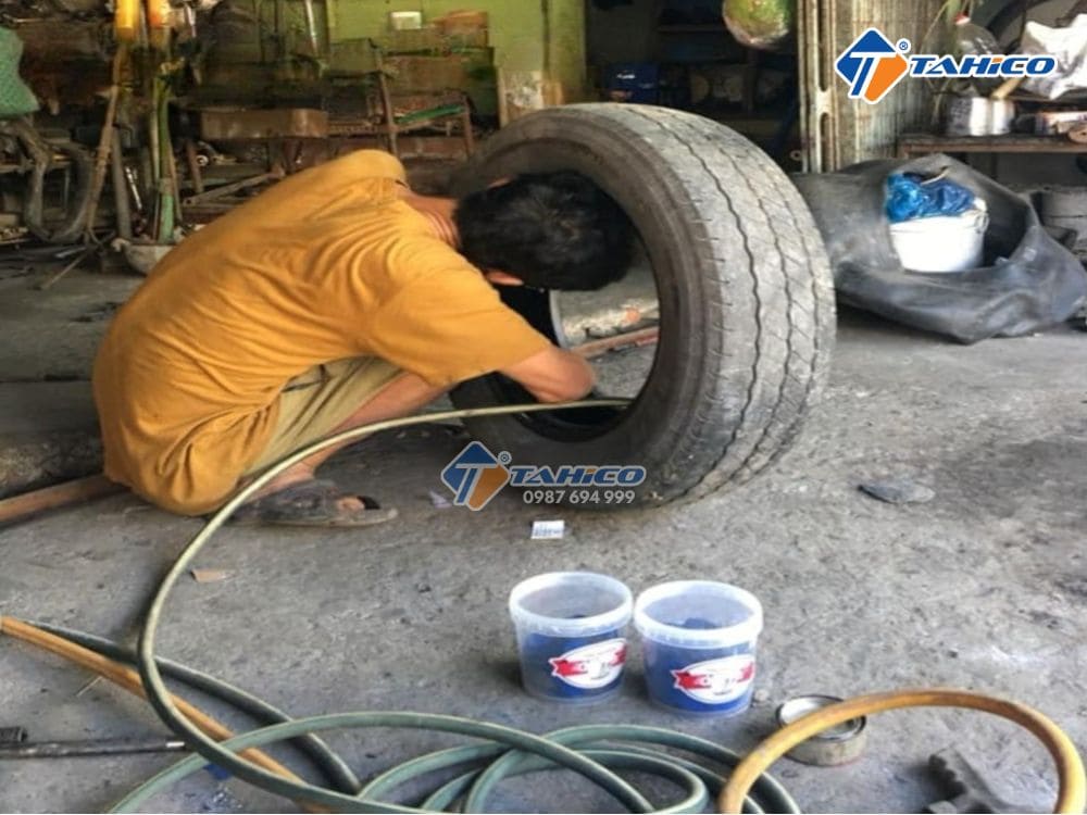 Miếng vá săm Quik Fix hình oval 65x45mm/ 100x50mm