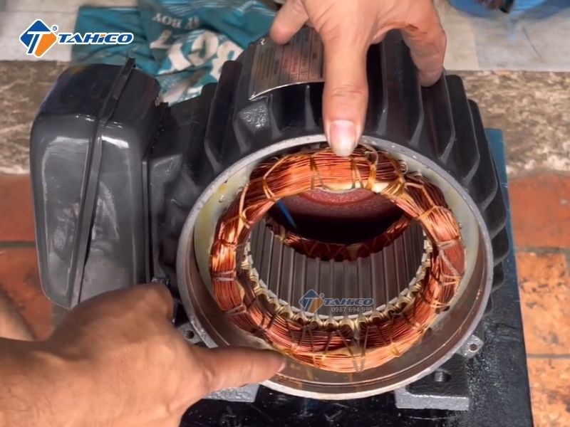 Motor Hồng Ký ZET vỏ gang 220V 1450 vòng/phút