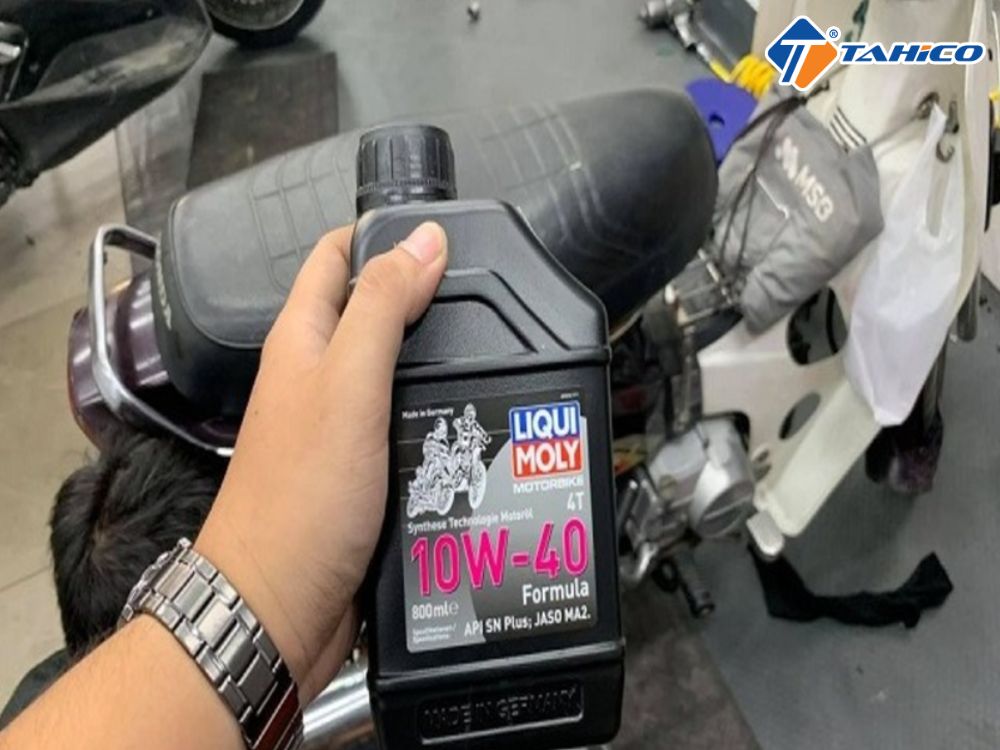 Nhớt xe máy Liqui Moly 4T 10W40 Formula 3036 800ml