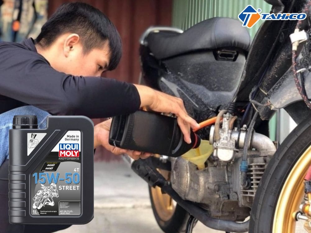 Nhớt xe máy Liqui Moly 4T 15W50 Street 2555 1L
