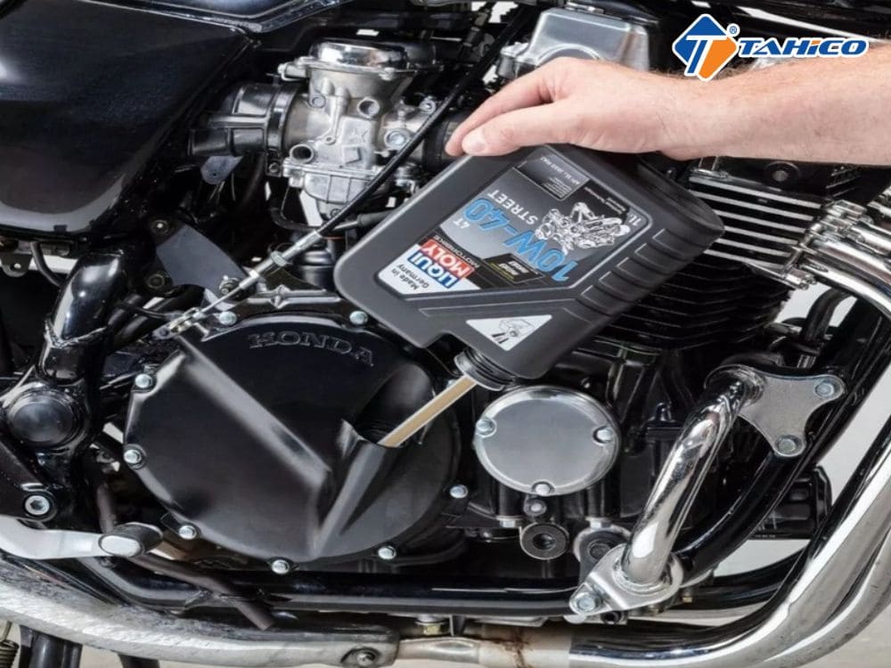 Nhớt xe máy Liqui Moly 4T Street 10W30/ 10W40 1L