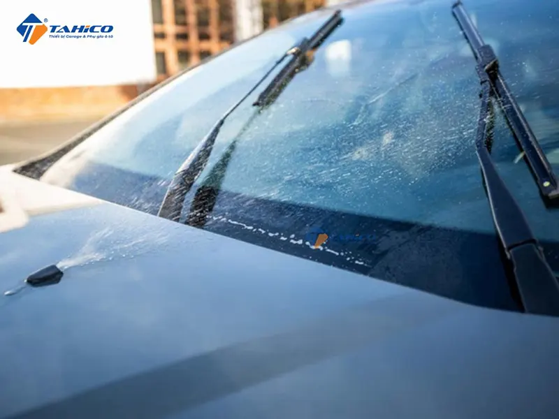 Nước rửa kính ô tô Unitech 5 lít