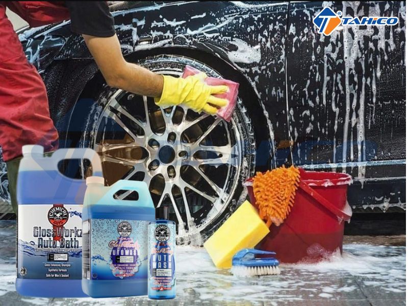 Kết cấu sản phẩm đậm đặc giúp làm sạch hiệu quả