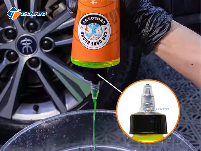 Nước rửa xe siêu bóng KLCB E1011 473ml | Trung tính