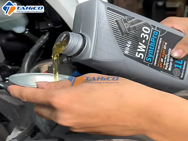 Nhớt động cơ Senfineco Fully Synthetic 5w30