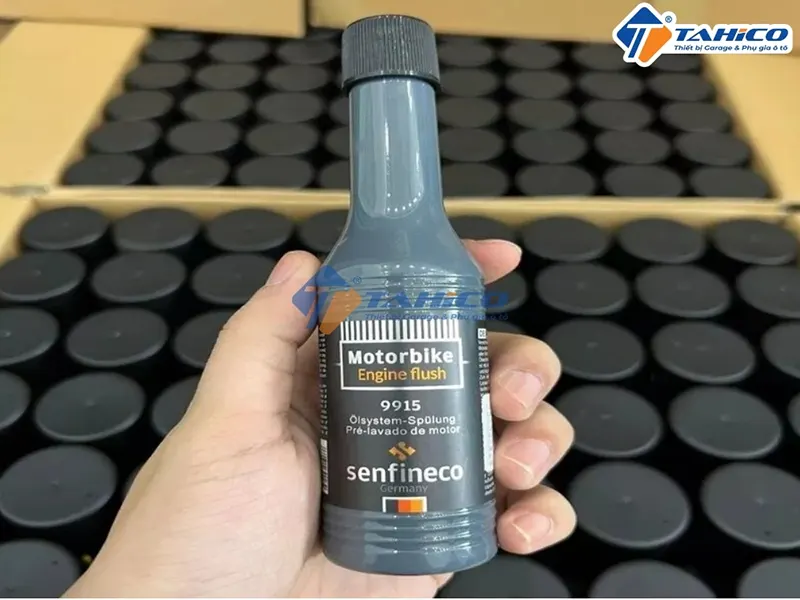 Súc Rửa động Cơ Xe Máy Senfineco Motorbike Engine Oil Flush 9915 250ml