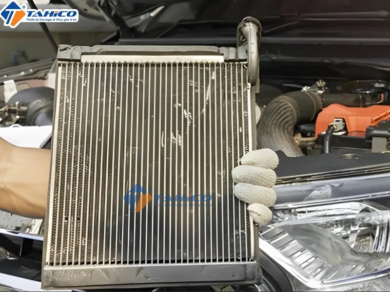 Súc rửa két nước, xả tản nhiệt Senfineco Radiator Flush 9983