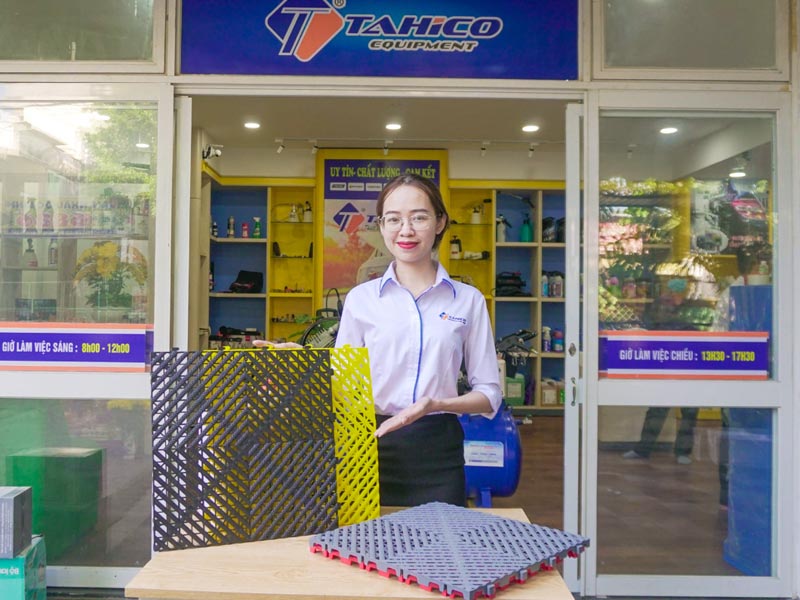 Tấm lót sàn cho trung tâm chăm sóc xe ô tô 2cm