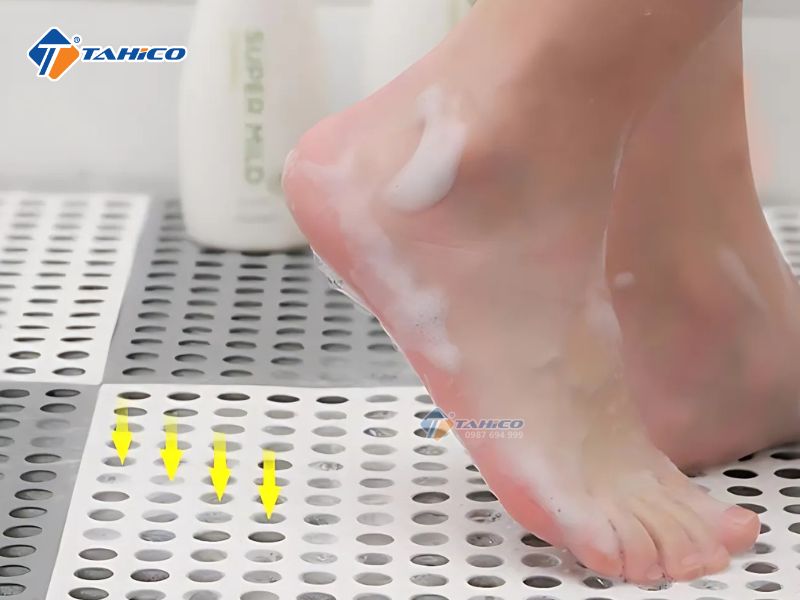 Thảm lót sàn nhà tắm ban công sân vườn chống trơn trượt