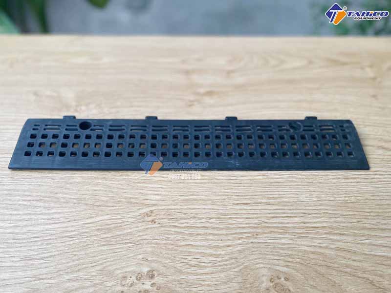 thanh-doc-cua-tam-lot-san-pp-floor-tile