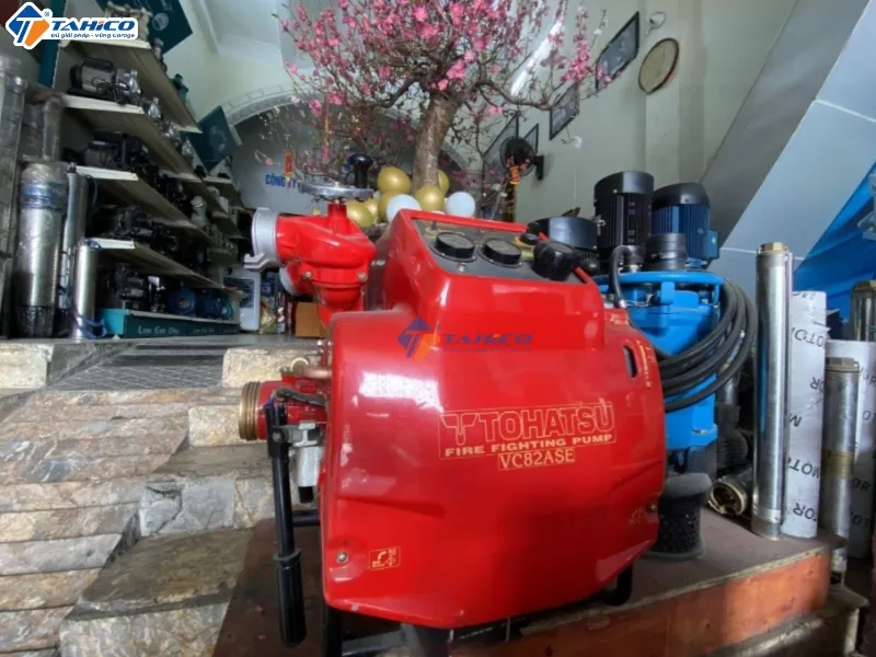 Máy bơm chữa cháy Tohatsu VC82ASE