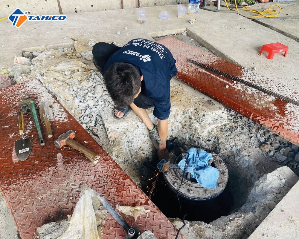 Trọn gói di dời lắp đặt lại cầu nâng 1 trụ | Ấn Độ và Việt Nam