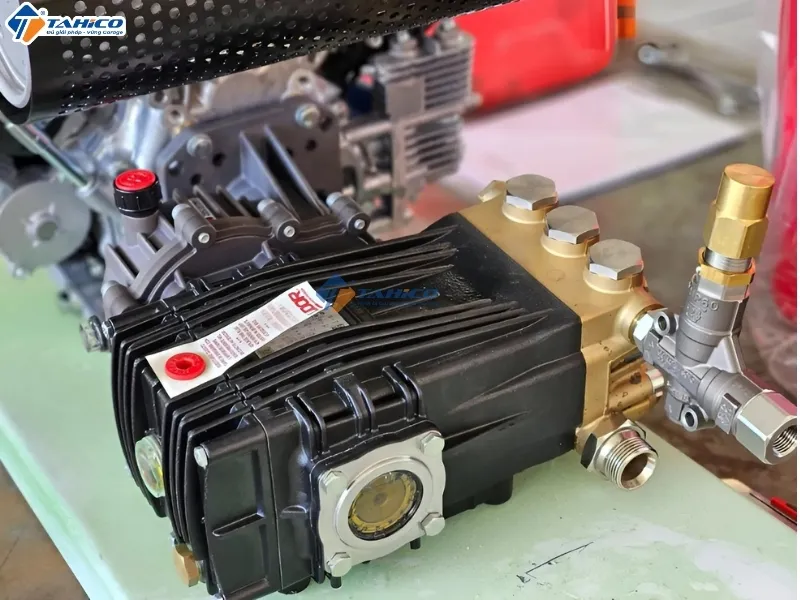 Van chỉnh áp lực VHP60 8700PSI