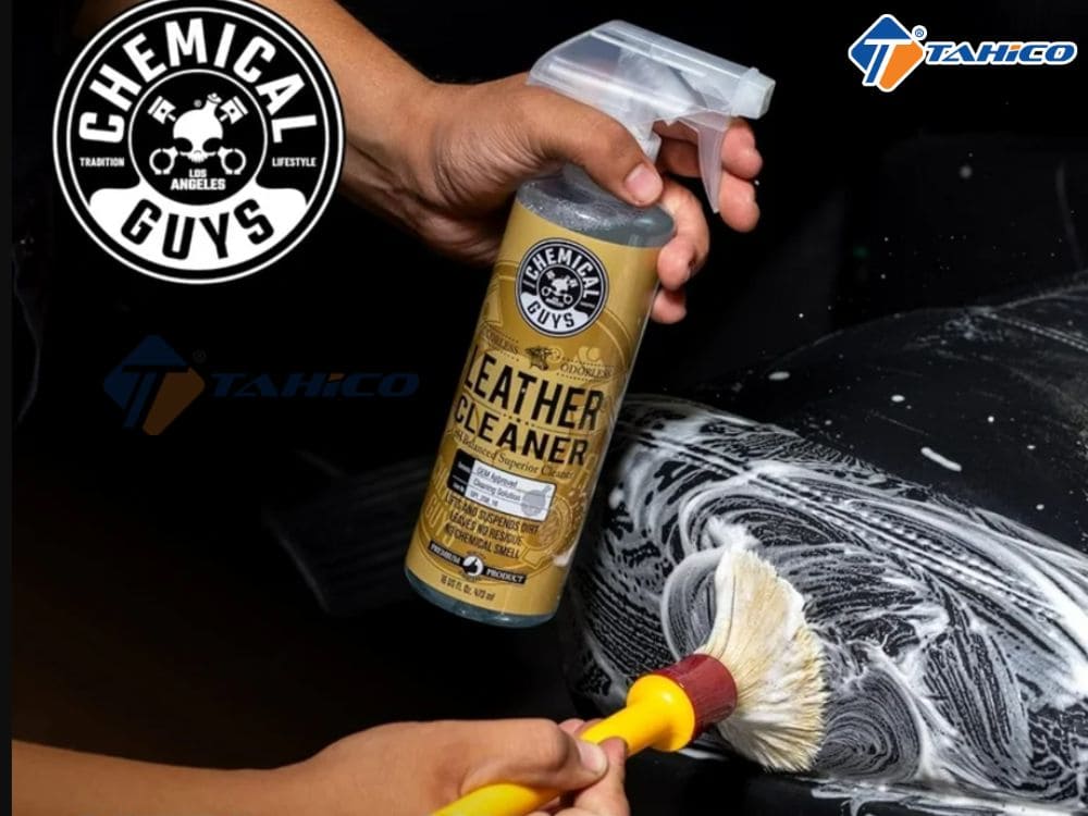 Vệ sinh ghế da Chemical Guys Leather Cleaner