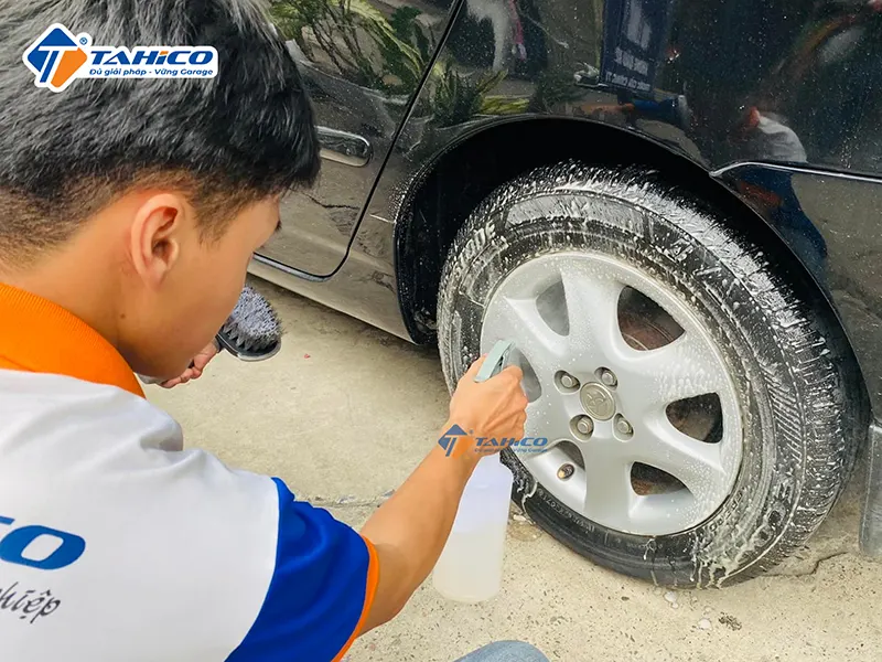 Dung dịch vệ sinh lazang Tenzi En-Jee